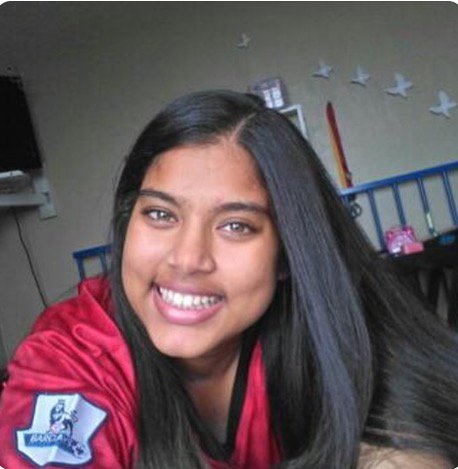 NExistent12's tweet image. All smiles:)😊🙈