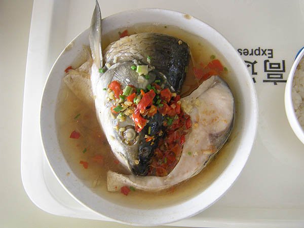 オイカワ丸 中国で食べたこのソウギョスープ美味しかったな 日本のも捕まえて食べてみたいのだけど 中国人料理人は川魚料理が最高に上手だから同じような味にはならないのだろうな T Co Wf02dpfjoi Twitter