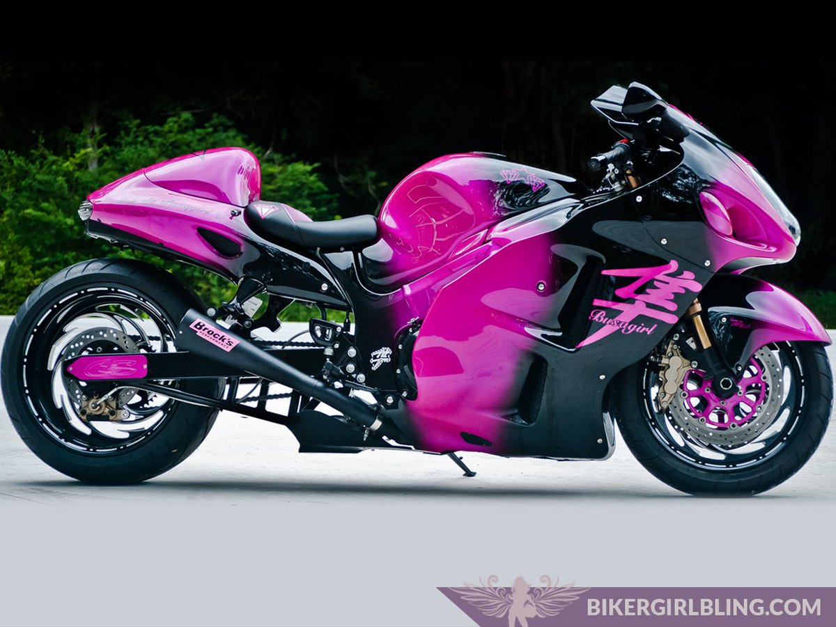 BikerGirlBling's tweet photo. Stunning #BusaGirl Bike is Turning Heads
https://t.co/jGG95xiFzP #busa #hayabusa #garwoodcustomcycles #busafest https://t.co/DJMIdXQtBQ