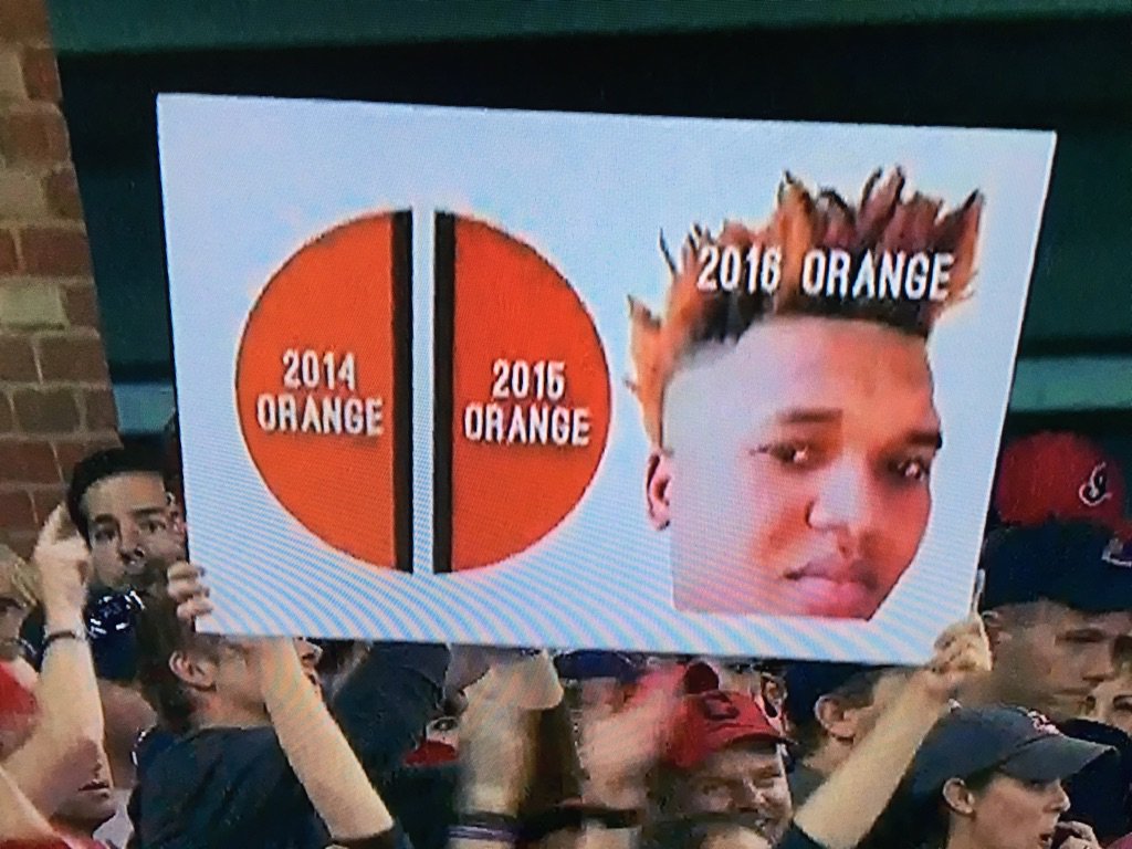 ejmaroun's tweet photo. GREATEST SIGN EVER https://t.co/Su0TSSqLbX