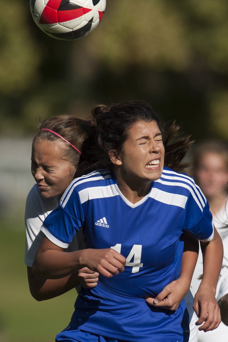 PhotOgden's tweet photo. A few pics from the Roy vs Fremont game today.  Check https://t.co/RlOpkBaHwO for gallery and story! #sepreps https://t.co/N4Ej1MpOAM