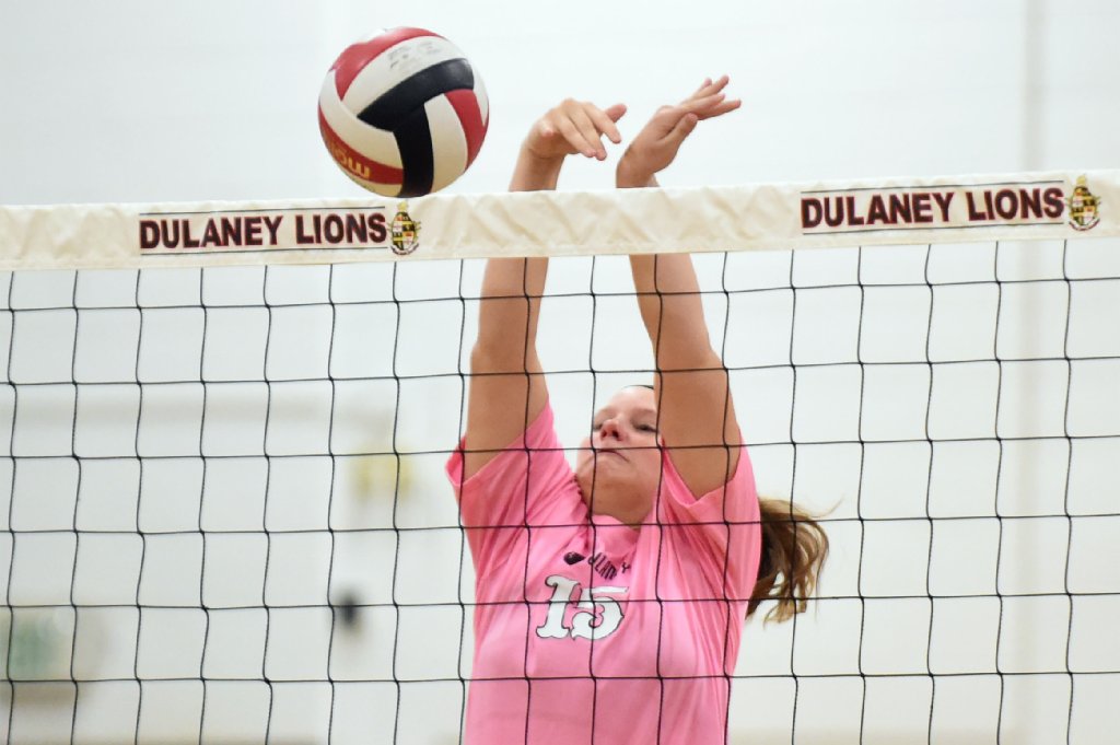 Dulaney volleyball sweeps Franklin 
bsun.md/2dISZCM