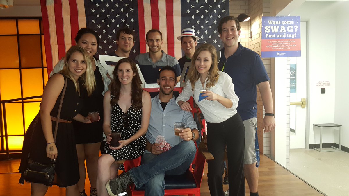 ConnahSmiff's tweet photo. Startup crawl at Outbound Engine! #InsideOutbound #ATXStartupCrawl #Squad https://t.co/3MBjl7DkSp