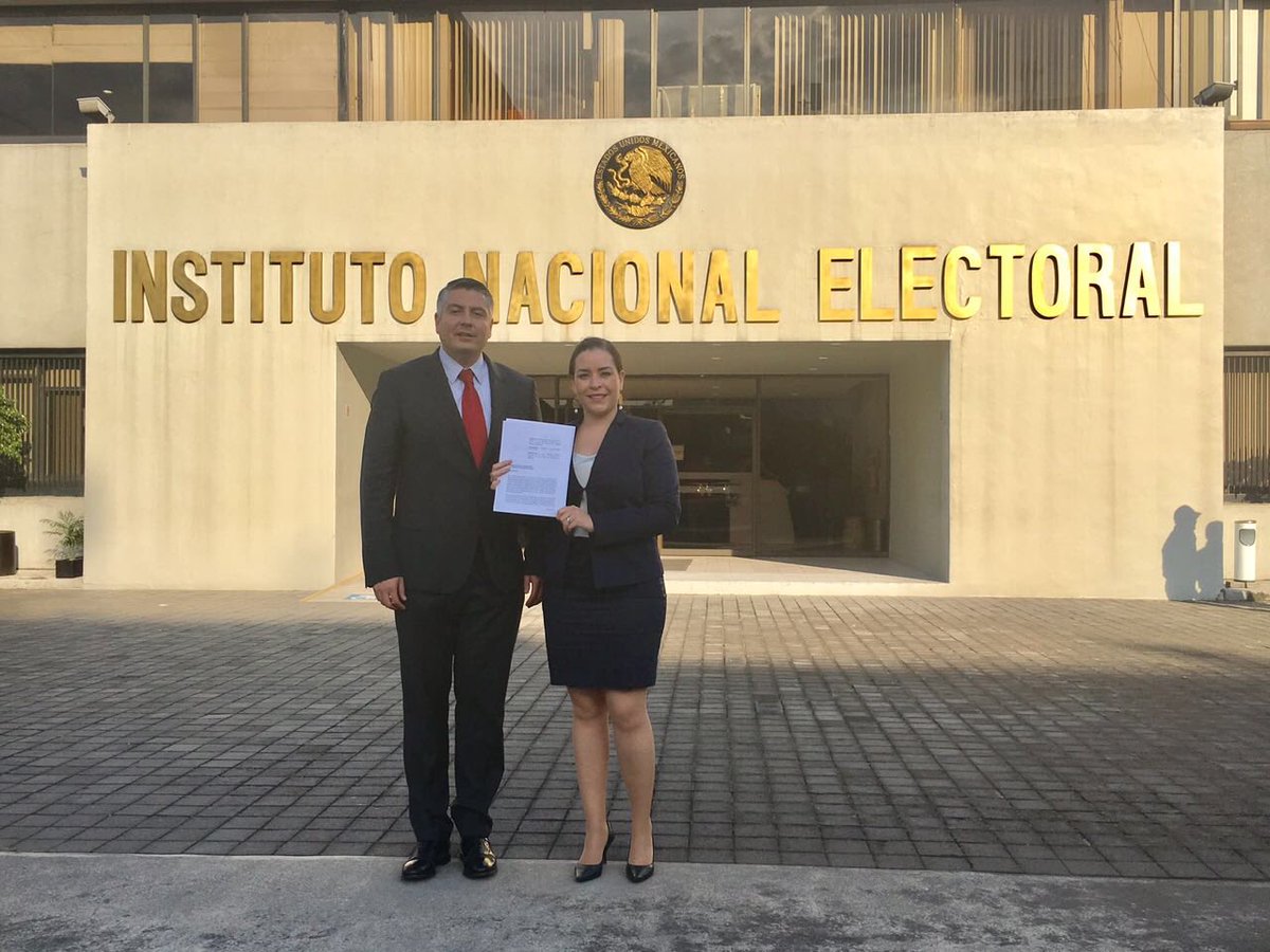 PRICoahuila's tweet photo. Denuncia #PRI a Senador Luis Fernando Salazar ante el @INEMexico y #FEPADE #TrabajamosParaTi @PRI_Nacional https://t.co/1h3apkKFtC