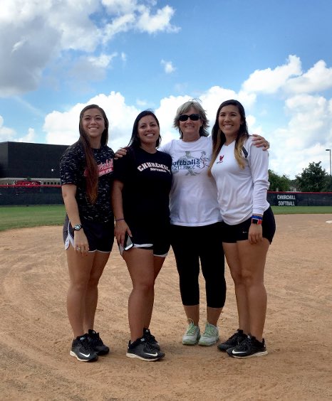 GCsportsSB's tweet image. So much awesome! "@WCChargerSB WC coaching staff hanging out with @cindybristow thanks @GCsportsSB #softballexcellence #tinypushes #team25"