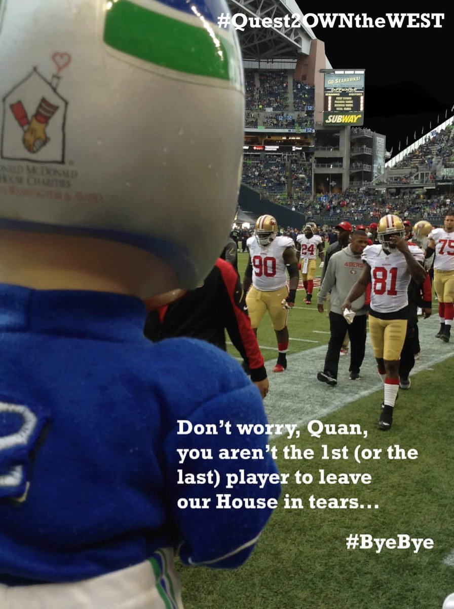 WeeHawk12's tweet photo. #wheresWeehawk Quan tearing up in '13 after the @Seahawks win big ovr the #Niners! #12s #12sEverywhere #weare12 #pnw #nfl #seattle #goHawks https://t.co/5JufYTsTvo