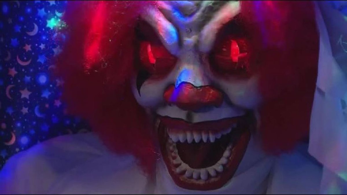 A parent's guide to the creepy clown scare bit.ly/2dPyJeQ?utm_me… https://t.co/W2X4HXtkQ6