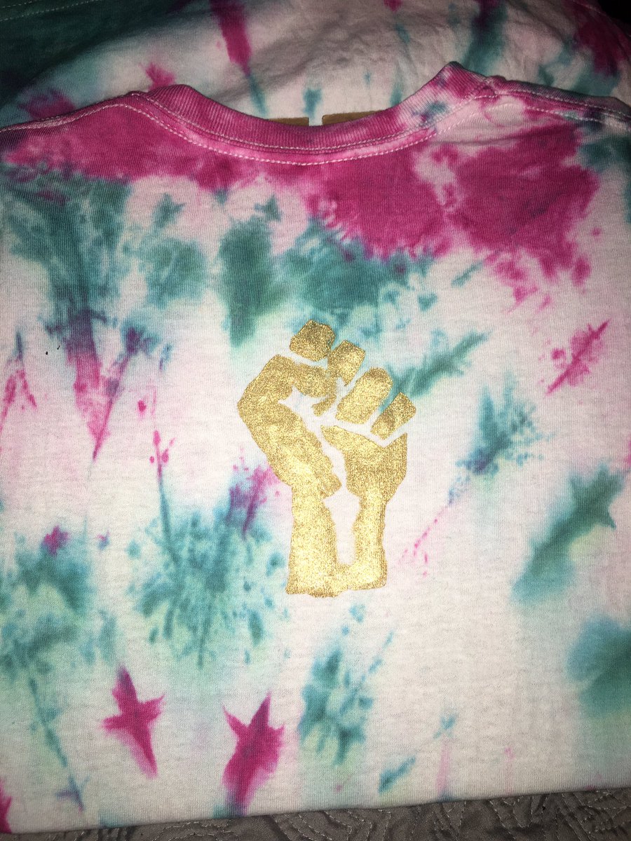 inspired_byv's tweet photo. Want your shirt Distressed and/or a Gold Fist on the Back ? DM for more information! https://t.co/qTixcSPLHM