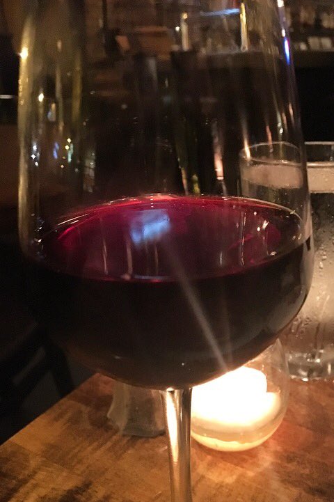 Trying one of the neighborhood spots and I'm so glad I did... <a href="/Fork_Chicago/">Fork Chicago</a>