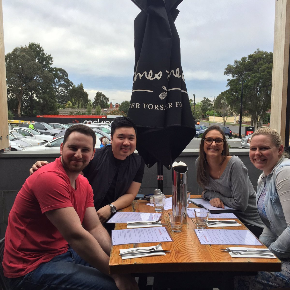 First team lunch with these superstars! ⭐️ @MckinnonHotel @alpakdogan11 @TeaganCrozier @Jess_McLeod88 #theBGLway #teamBGL