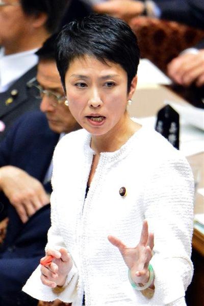 musasabiant's tweet photo. 【二重国籍問題】中国人・蓮舫 「日本国籍を選択した日は絶対公表しない　戸籍も絶対見せない　でも日本国総理を目指す」
https://t.co/twgYVg1fcN https://t.co/PyK5TTL9Ai