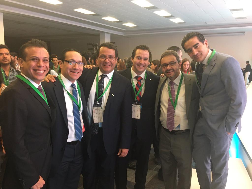 JLTostadoB's tweet photo. Con buenos amigos funcionarios federales y locales en #RetoMexico en el marco de #RAIConcamin https://t.co/vaGwwVGkBr
