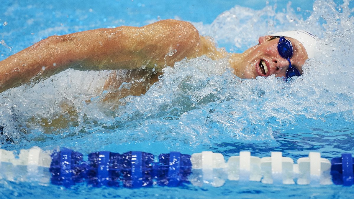 PennStateSWIM's tweet photo. #PennStateSWIMDIVE Sweeps Towson to Open Season https://t.co/CBQX10mcS7 #WeAre https://t.co/V6AzWGgvWb