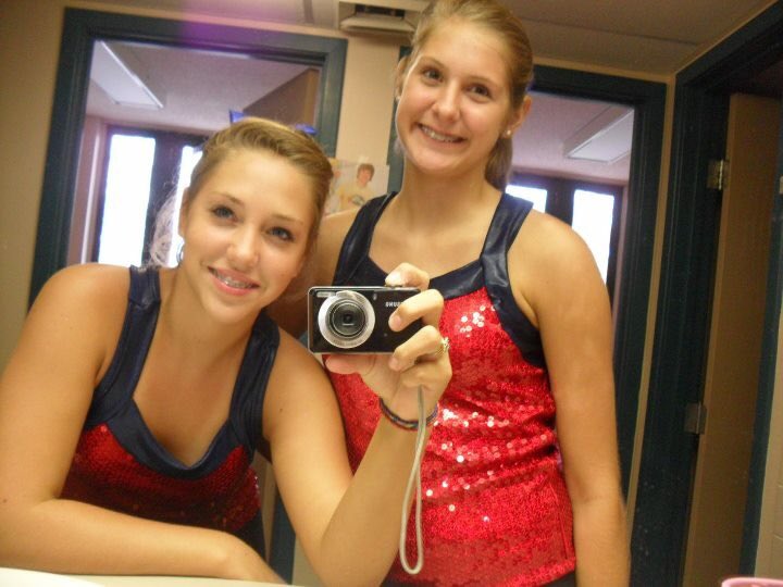 meg1obryant's tweet photo. HAPPPY BDAY ANNIE GIRL:))) I love you so much ❤️❤️ miss you girlie!! Here are some throwbacks for you 😂 #thankgodforpuberty https://t.co/KZMjpM04pY