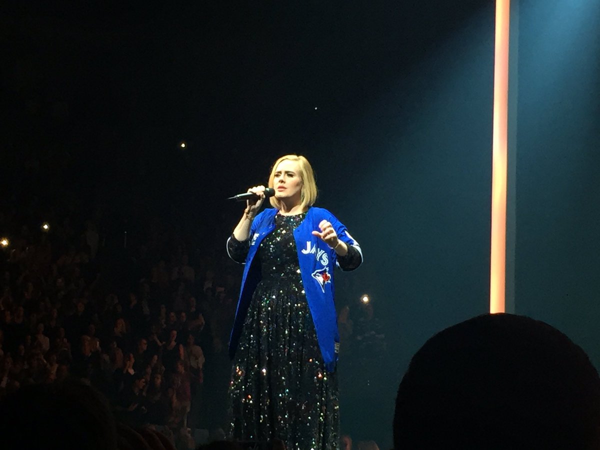 RachelSchoutsen's tweet photo. When @Adele does her encore in a @BlueJays jersey !!!!!!!! #greatestconcertever #adele #AdeleLive2016 https://t.co/gNqiMu388f