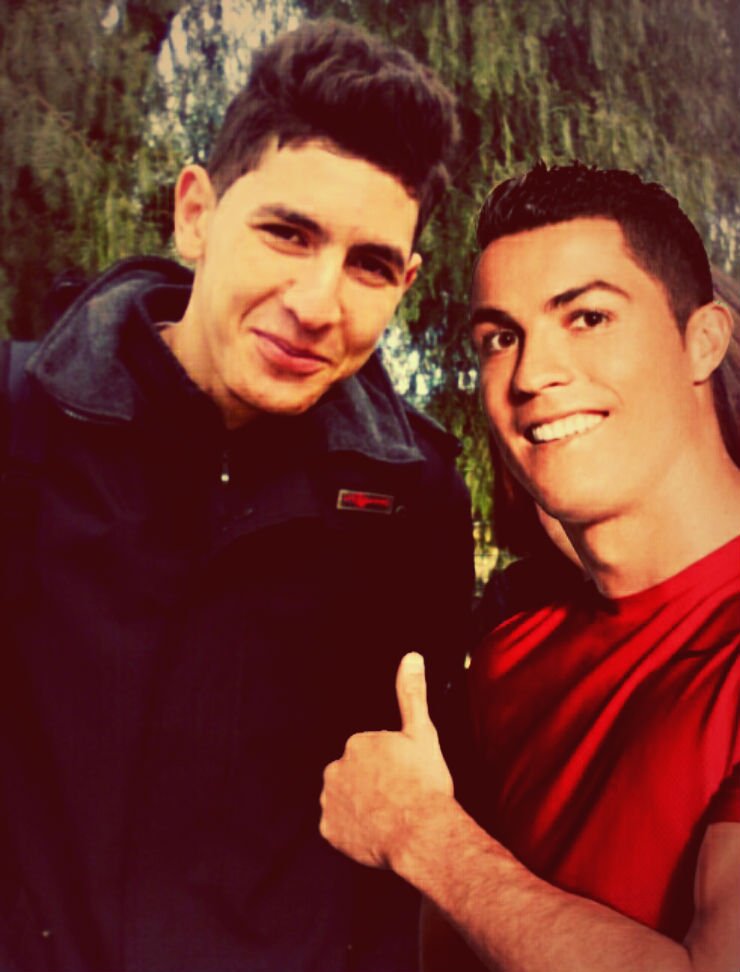 RazikRayzed's tweet photo. #FansWithaCause #cr7selfie #cr7selfieapp #cr7 #cristiano #cristianoronaldo #cr7fans https://t.co/DJmTB7bs0s