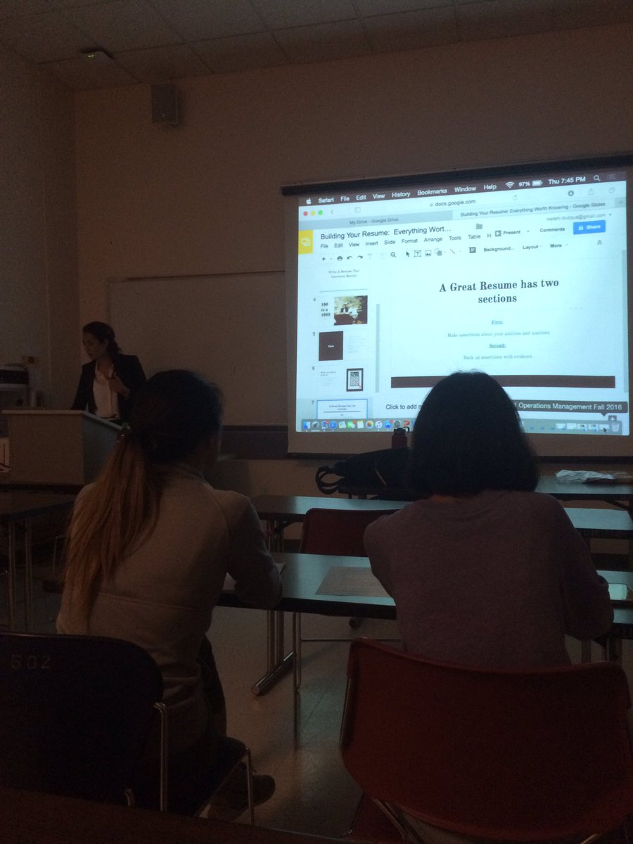 Thank you to our Brother Louloua Melehi for running an excellent resume workshop tonight! #DeltaSigmaPi #DeltaOmicron
