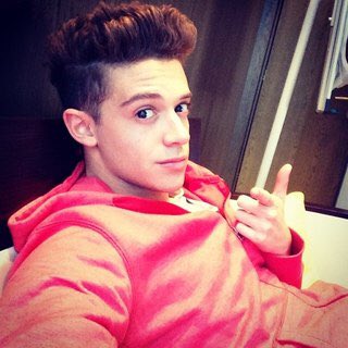 dreamofrugge's tweet photo. 😍cita y elige fotos de rugge😍
usen los ht porfa 
#RuggeroPasquarelli #KarolSevilla #SoyLuna #KCAArgentina https://t.co/QpOOv6508F