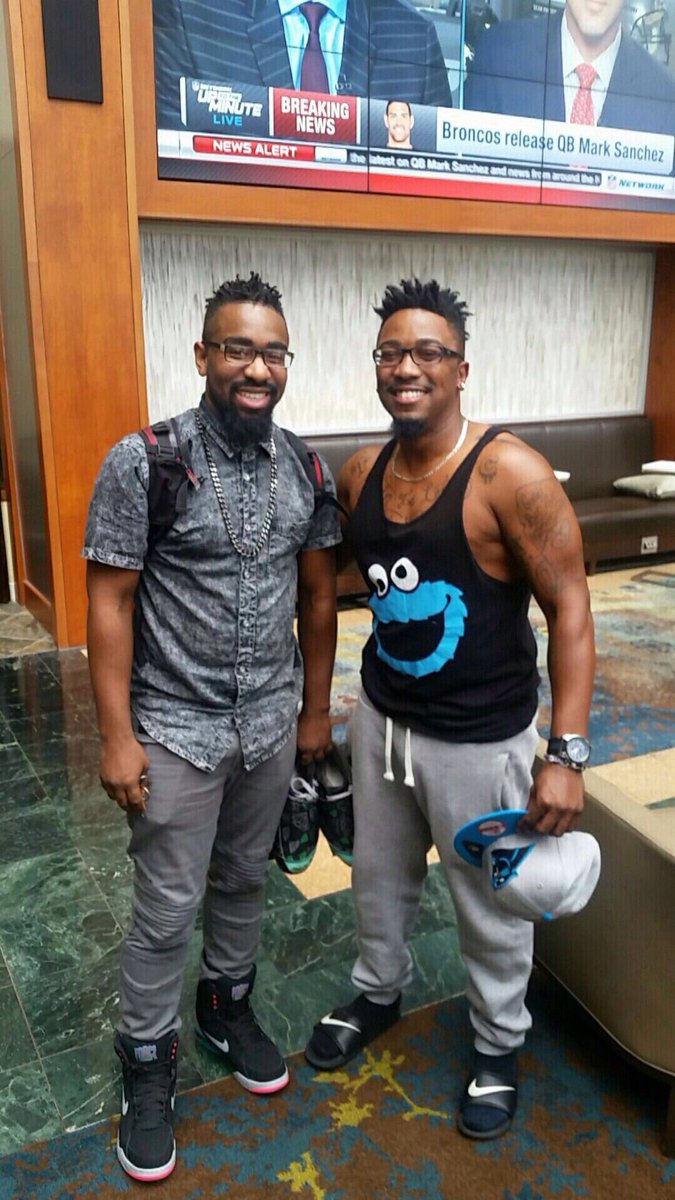 yepfresh's tweet photo. Found my twin... https://t.co/bCHZIY4UNW