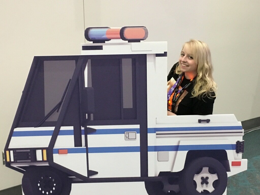 ashlerztwitch's tweet photo. RT IN 5 SECONDS OR OFFICER ASHLERZ WILL THROW YOU IN THE SLAMMER https://t.co/4gW6qRTYso