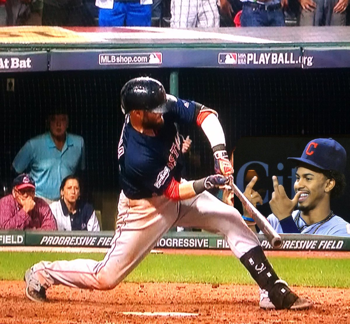REFLOG18's tweet photo. This is a pretty decisive angle... https://t.co/DgRbAuxA3S