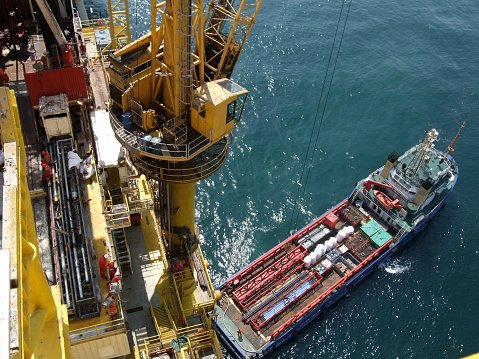 SPEtweets's tweet photo. ATCE: Dubai Petroleum Completes Multistage, Offshore Tight Oil Well https://t.co/VZE6RghRIm #oilandgas #ATCE2016 https://t.co/OtmaiYhw6u