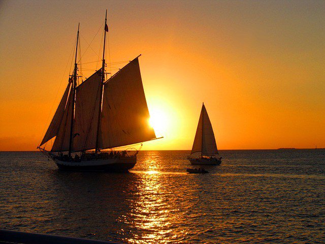RinaSafia's tweet photo. Perahu Kita https://t.co/5zDXYbY0DR https://t.co/X7C5PbhqSY