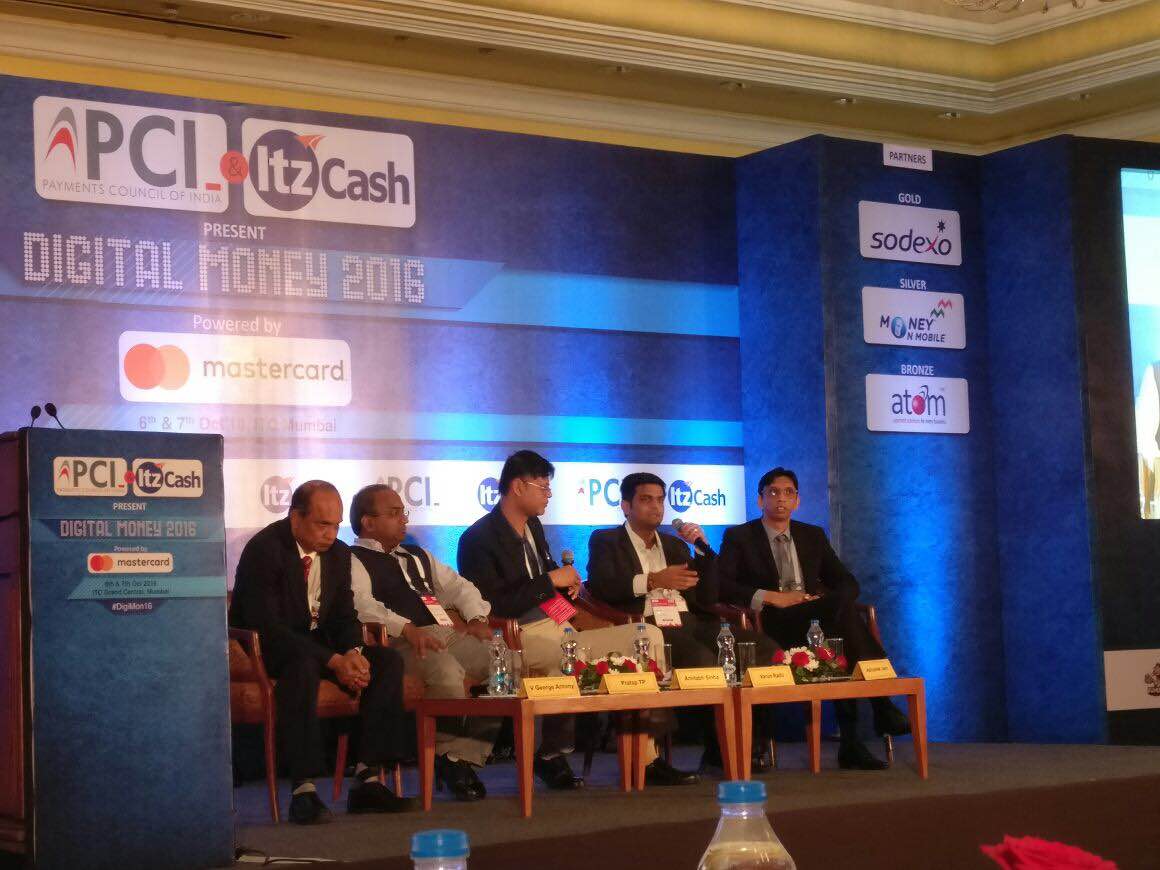 LiveHappay's tweet photo. @varunrathi87 in the panel for #DigiMon16 organised by @ItzCash & @IAMAIForum https://t.co/Zd7BEDiAAb