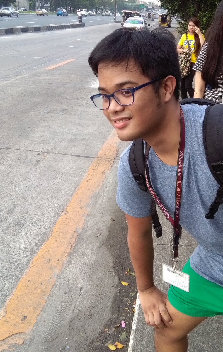 mastercaloy's tweet photo. Waiting for the world to change @CarloSongco #UPhunk #welcomeladies https://t.co/PDhbs08iJU