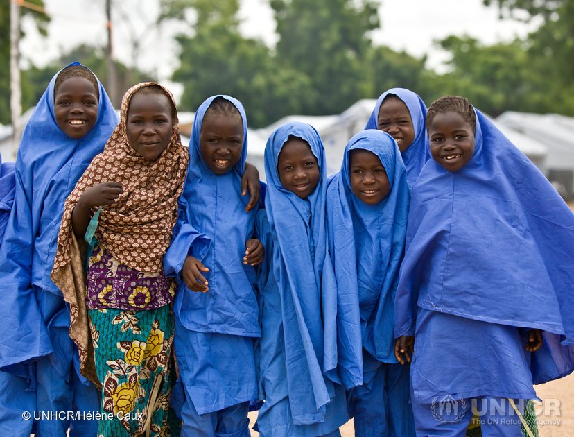 RefugeesMedia's tweet image. More than 2 million people have been forcibly displaced in #Nigeria. Some 195,350 people have sought shelter in #Cameroon, #Chad &amp;amp; #Niger.