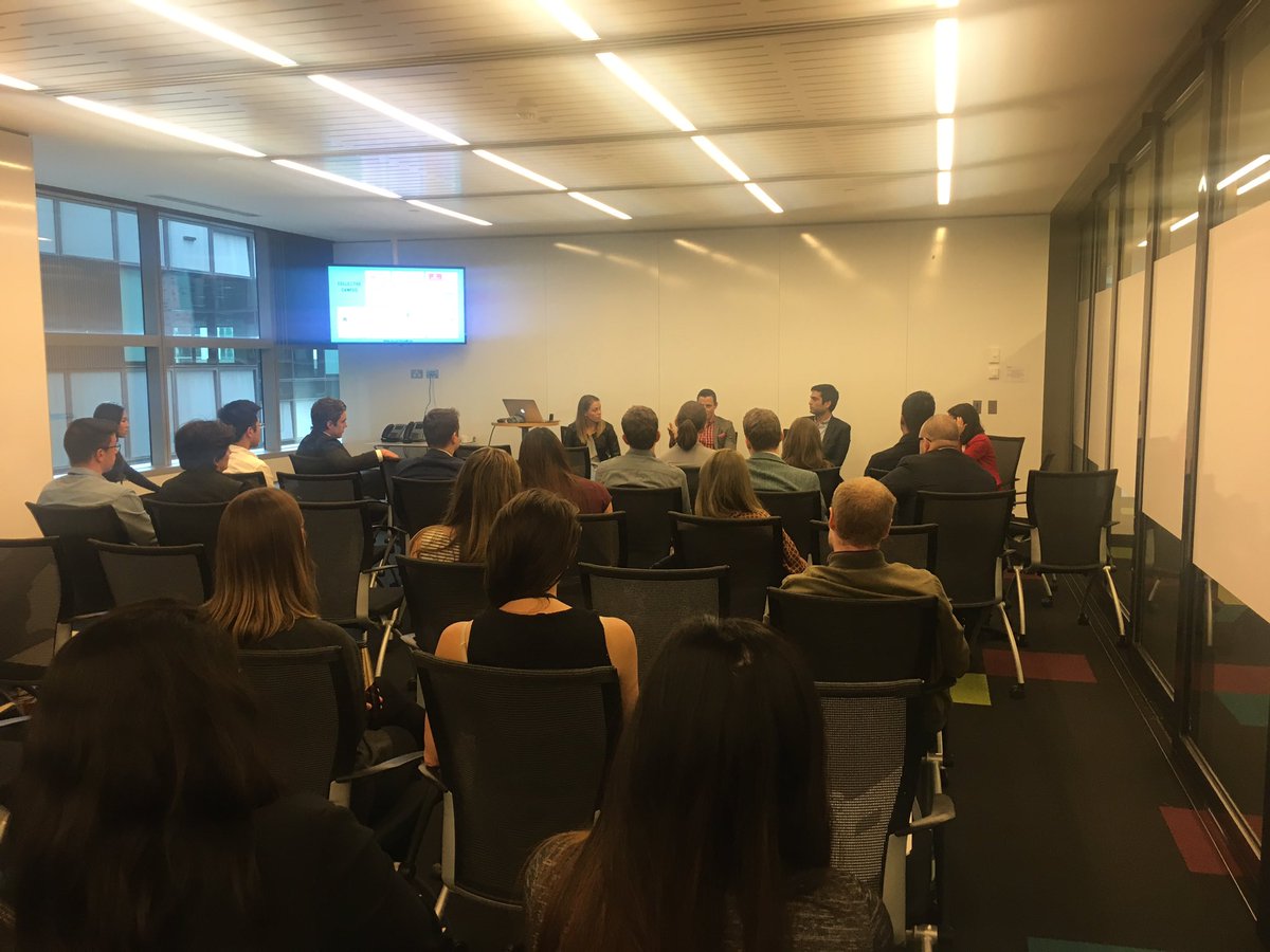 ohshewrote's tweet photo. @CollCampus + @DeloitteDIGI_AU talking #GrowthHacking https://t.co/L7J6cyPLf8