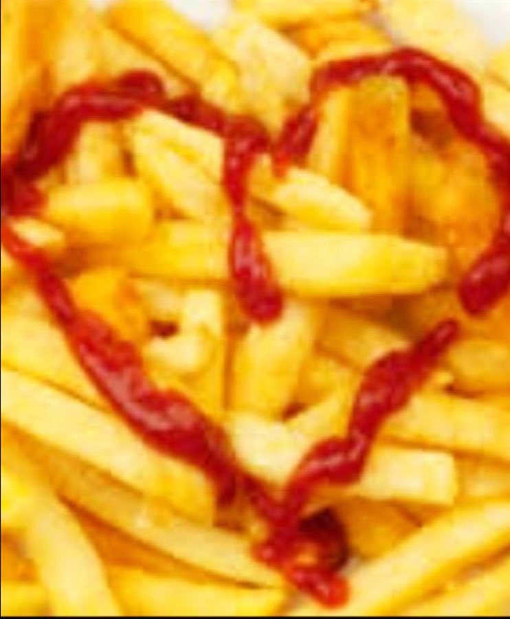 chips_dips's tweet photo. Happy fry day everyone! #norwichmarket   #chips #lucyschips @spenny10  @no1cromer @ChefGalton https://t.co/Zh5fioRLJA