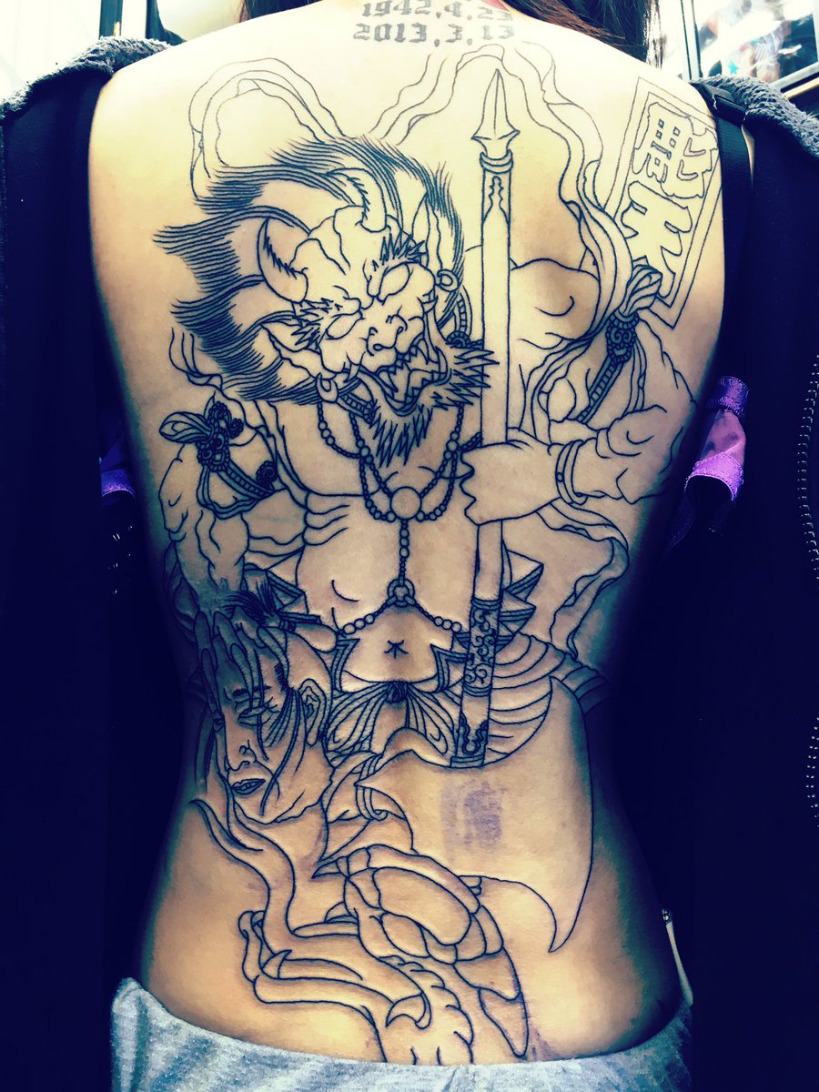 horiten10's tweet photo. work in progress #horiten #irezumi #backpeice #dairokutenmaou #japanesetattoo #彫天 #和彫り #刺青 #第六天魔王 https://t.co/kuBCwM39tg