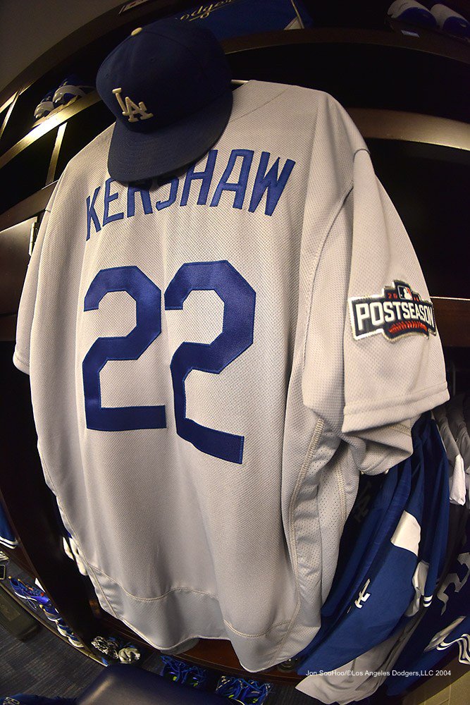 10/6/16-Something Current-LAD Workout at Nationals Park by Jon SooHoo/LA Dodgers dodgersphotog.mlblogs.com/2016/10/06/106…