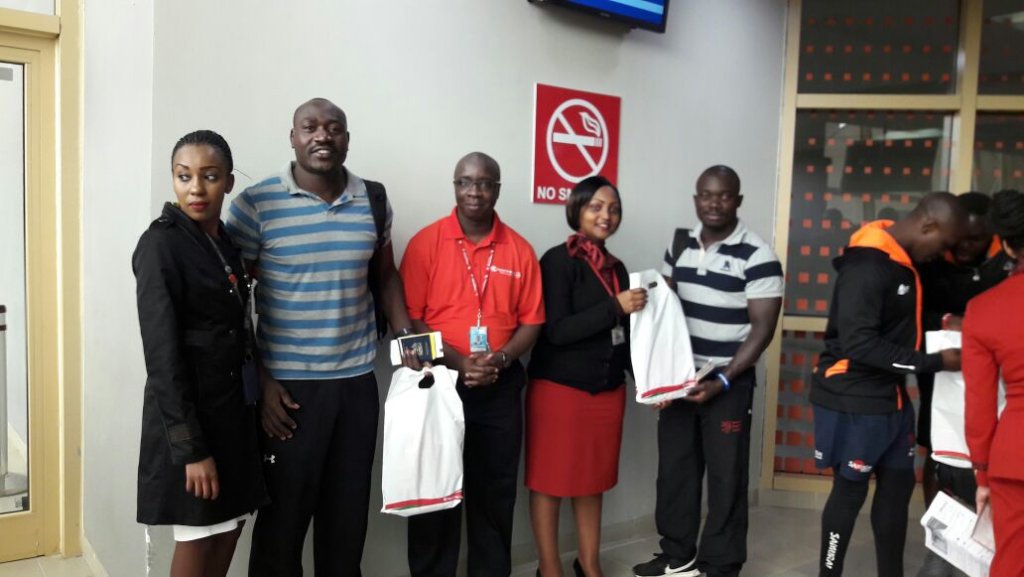KenyaAirways's tweet photo. Our esteemed guests are our pride and we want to let them know that.   #KQOurPride https://t.co/Y2hIBcK44k