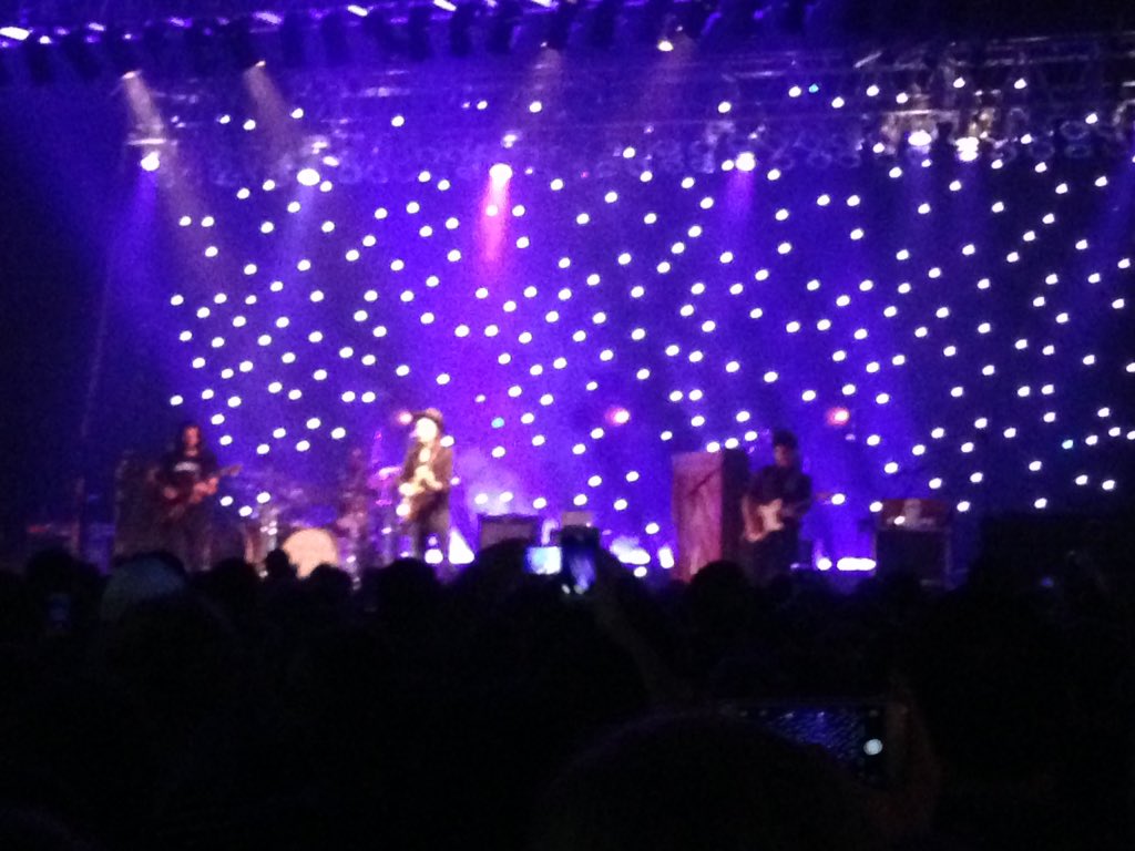 tranielsen's tweet photo. @JamesBayMusic Amazing show tonight in Milwaukee!  Thank you @jamesbay! https://t.co/bLJAG75EJG