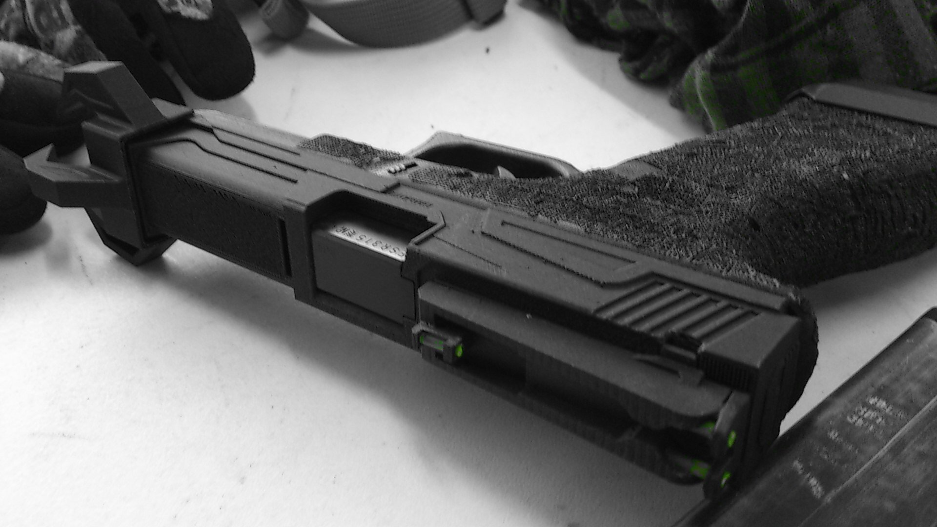 تويتر Blitz Arms على تويتر ハンドガンがあればこんなにかっこいい写真が撮れます 超coolなハンドガン作ったぜ T Co Glz4ztcvpm