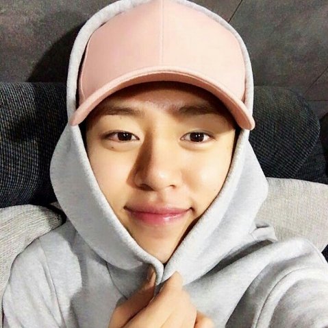 인스타에 남친짤이 가득한 BAP 대현 | 인스티즈