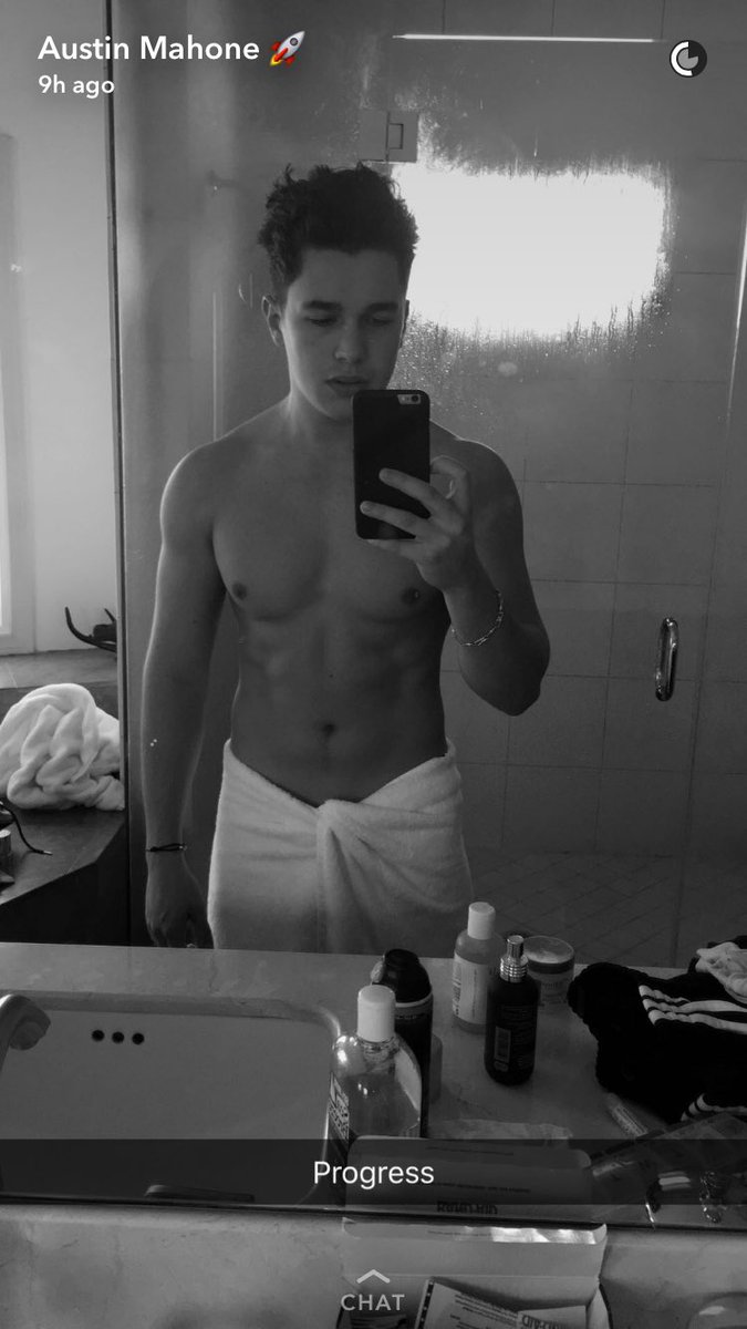 celeb_bulges's tweet photo. austin mahone https://t.co/FCEKN29pqB
