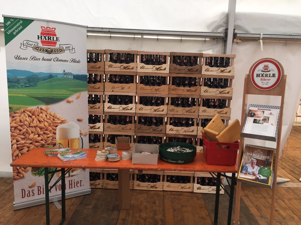 FrankAMDaemen's tweet image. @cpparkallgau - heute ist es soweit ;) #Spatenstich #centerparcs #allgäu und vielen Dank an Herr Härle 🍻