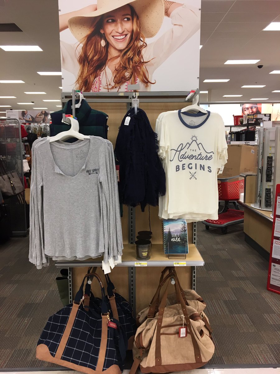 GloriaSwann's tweet photo. Wow! @haiden_tripp Loving these outfits for fall weekends 🍁🍂#targetstyle #makesmewanttoshop #T910 https://t.co/yzGBcRzK6C