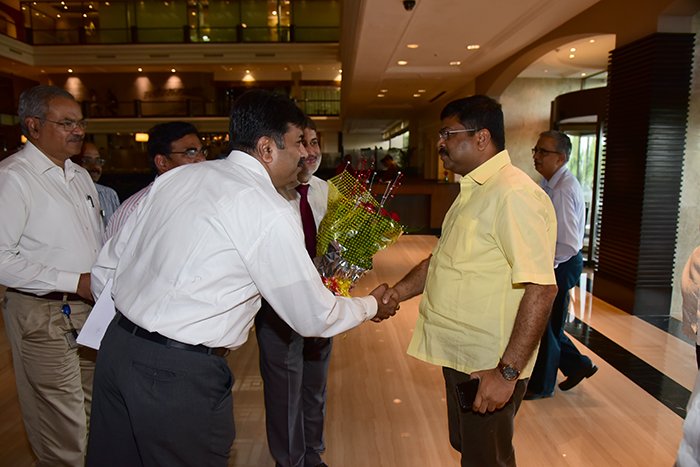 Warm welcome to Hon'ble Mos(I/c) MoP&amp;NG Shri Dharmendra Pradhan for Oil Industry Review in Mumbai <a href="/dpradhanbjp/">Dharmendra Pradhan</a>