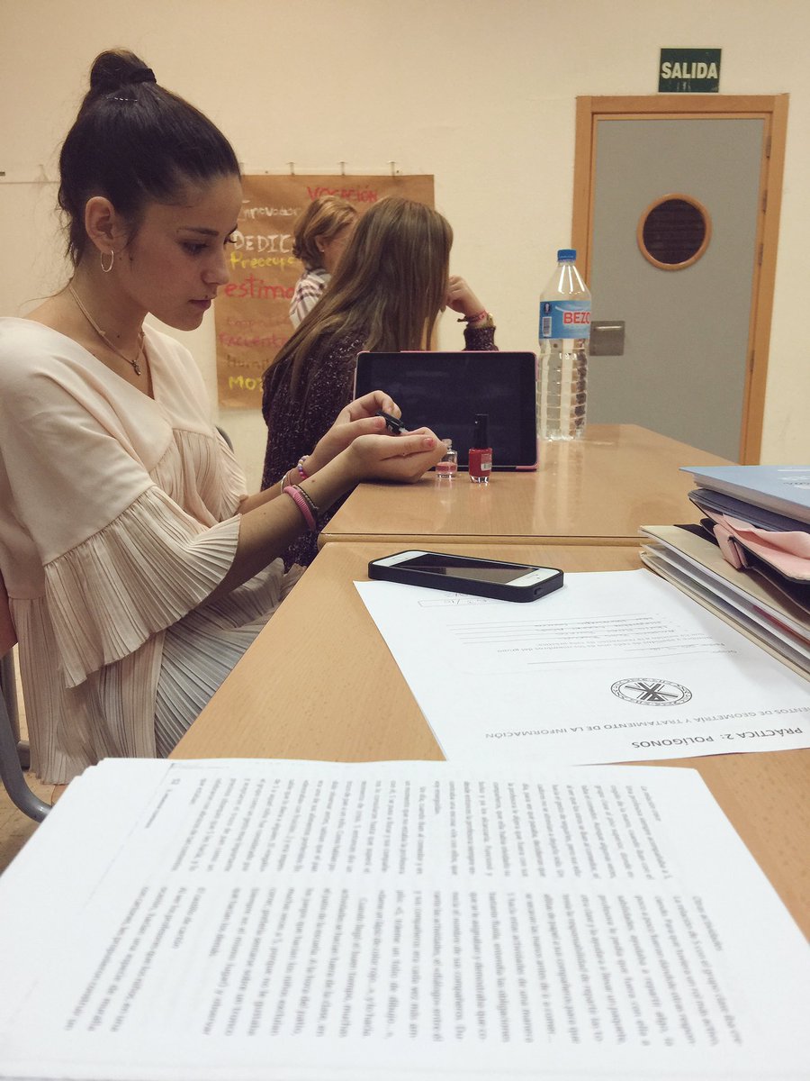 amormaria96's tweet photo. #LaEcharán? #NoLaEcharán? 💅🏼 https://t.co/3EGddynlpt