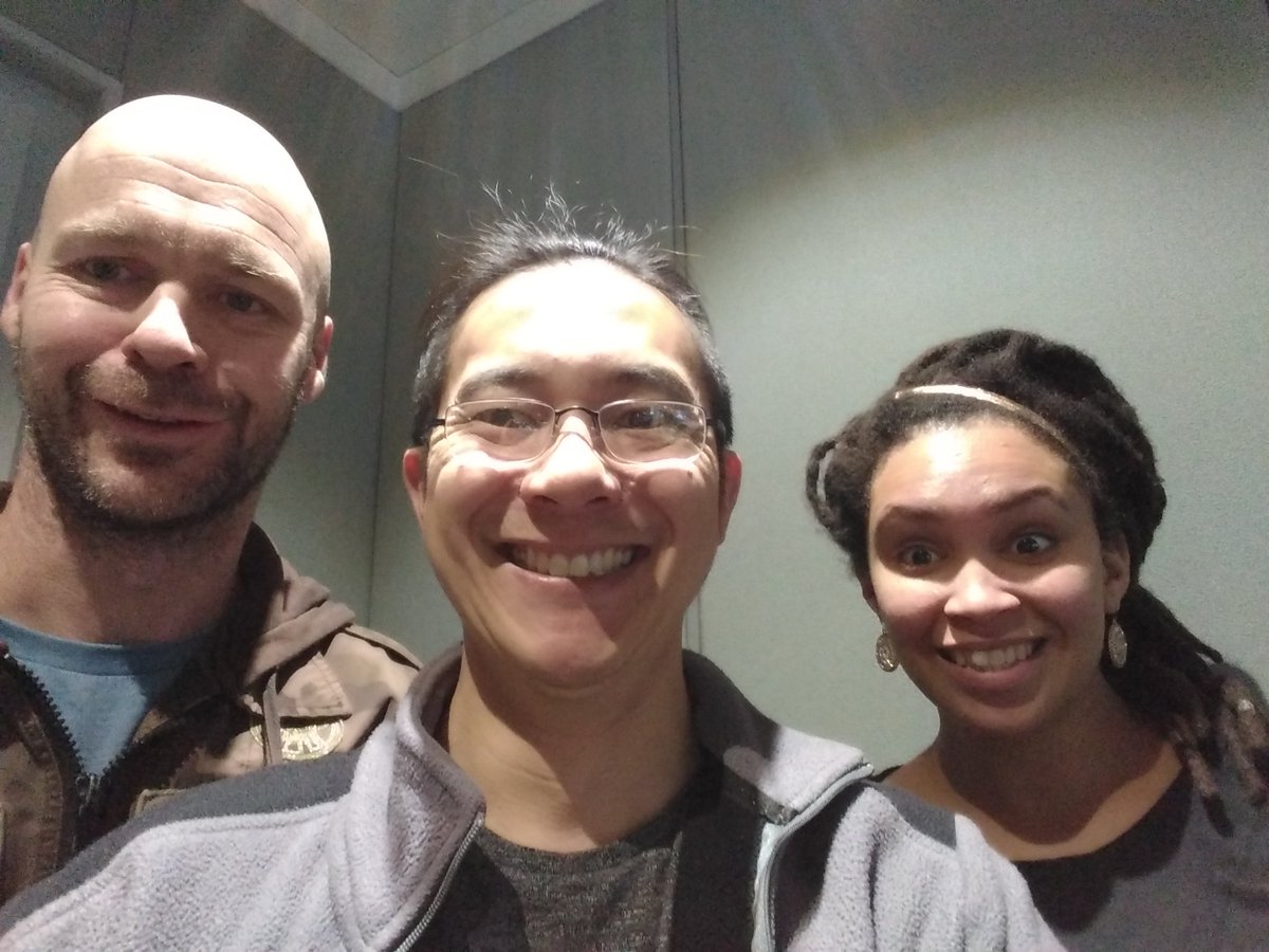 CapeTalk's tweet photo. Happy #WorldSmileDay from the @CapeTalk breakfast team https://t.co/4bggRXyl7A