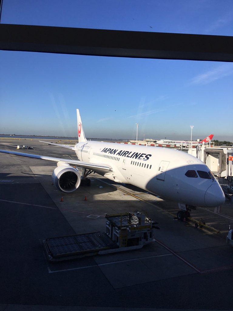 KatDeLuna's tweet photo. On my way to awesome Japan #japanairlines #katdelunaloading https://t.co/xfwGv2ZlcA