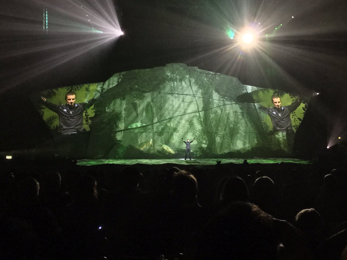 andersfuzz's tweet image. Great that @BearGrylls #Endeavour final rehearsal went so well yesterday! Congrats2all the #crew it was a pleasure 2work with you all #video