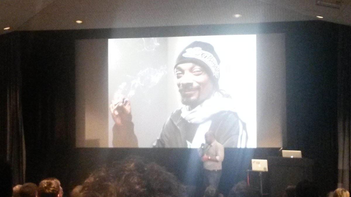 .<a href="/spyou/">Old Spyou (👉 @nicalpi)</a> explaining the links between Snoop Dog and freelancing #wdc2016  <a href="/webdevconf/">WDC</a>