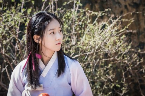 madu_orange's tweet photo. Kategori 'New Actor & Actress' : #SeoHaJoon #FlowerinPrison #KimSaeRon #MirrorOfTheWitch #2016KDA 🏆 https://t.co/VCZdpF3sZo