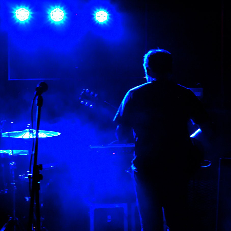 MartinTheHat's tweet photo. The Manchester music scene is in rude health, @ististmusic were astonishing last night at @CTRL_Dive at @DiveNQ https://t.co/BCiPbNpQP9
