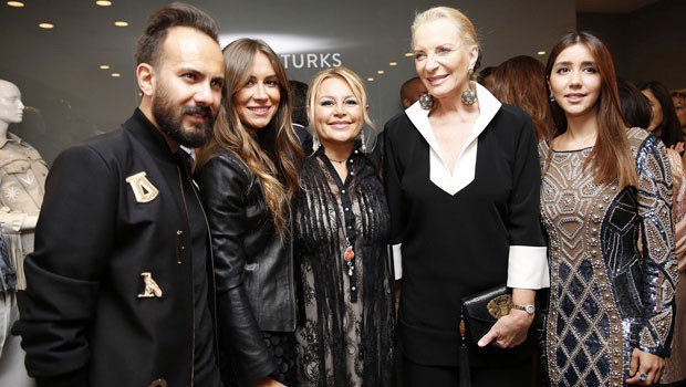 Jeanious Turks adlı sergi, Londra’da Sayın <a href="/demetsabanci/">Demet Sabancı</a>'nın ev sahipliğinde düzenlendi. #HarveyNichols10th bit.ly/2dPgKq2